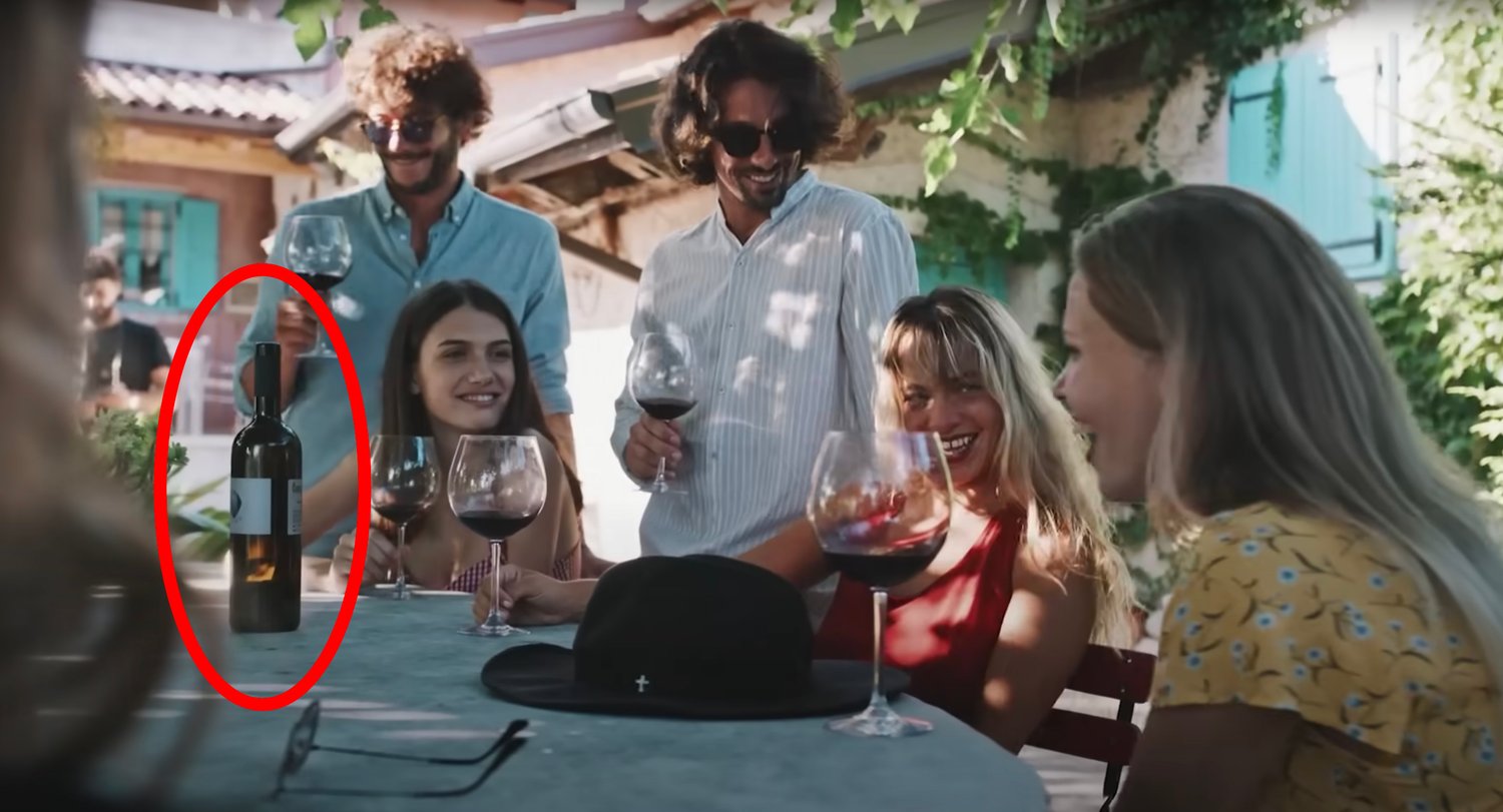 Tourist mockery video after revealing the details Tourist mockery video after revealing the details