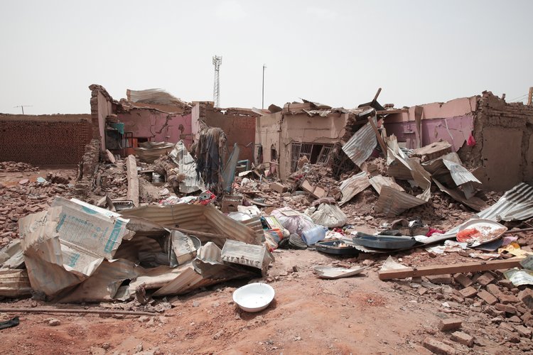 In Khartoum, Sudan, several houses were completely destroyed by the fighting.  The United Nations believes that the warring parties do not seem ready for negotiations.  Photo: Marwan Ali/AP/NTB