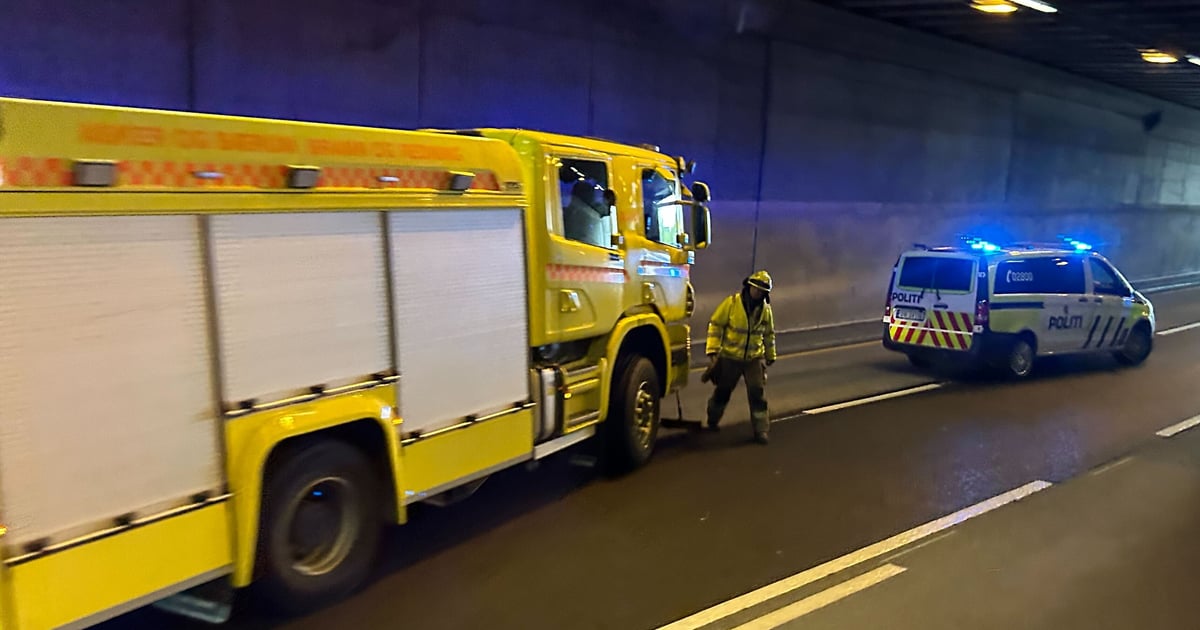 Flere biler involvert i trafikkulykke på E18 - TV 2