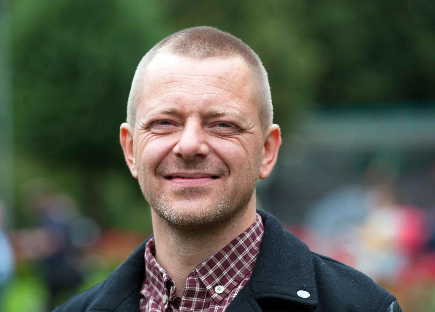 Rapperen Tommy Tee har giftet seg - TV 2