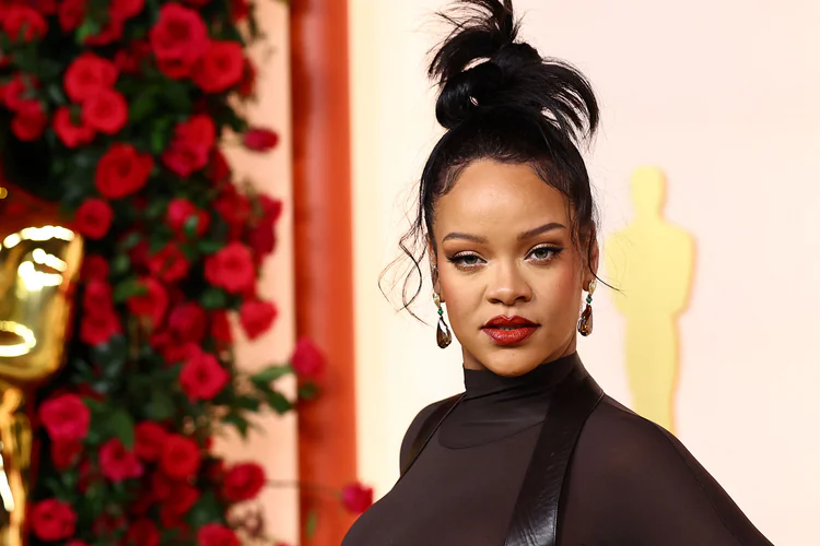 TMZ: Rihanna i sorg - TV 2