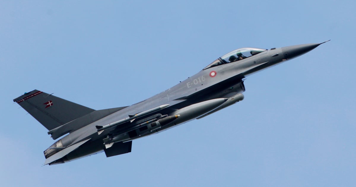 Danmark sender jagerfly til Grønland - TV 2