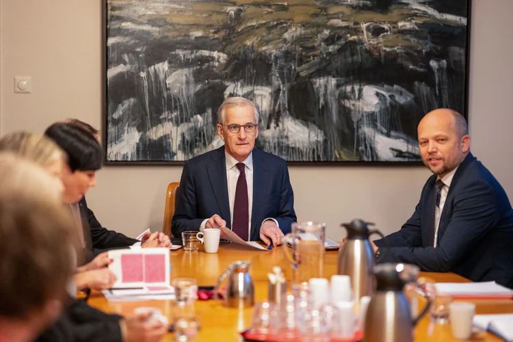 Politiet: Henlegger dødsfallet til Rune Cato Liljebakk - TV 2