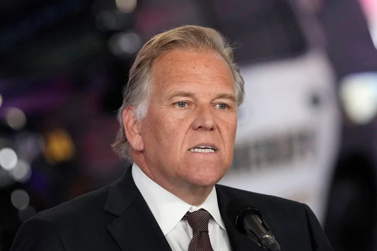 Den republikanske kongressmannen Mike Rogers advarer om at USAs nasjonale atomsikkerhetsadministrasjon (NNSA) må sende hjem 80 prosent av sine ansatte.