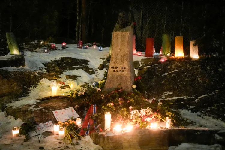 Seks pakistanske soldater drept i militant angrep - TV 2