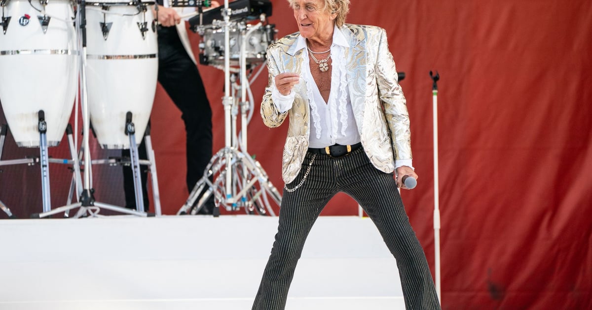 Rod Stewart Cancels Tour Following Heart Surgery
