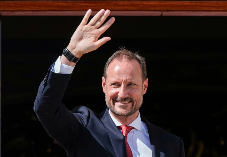 kong-haakon-slutter-som-fn-ambassad-r-tv-2