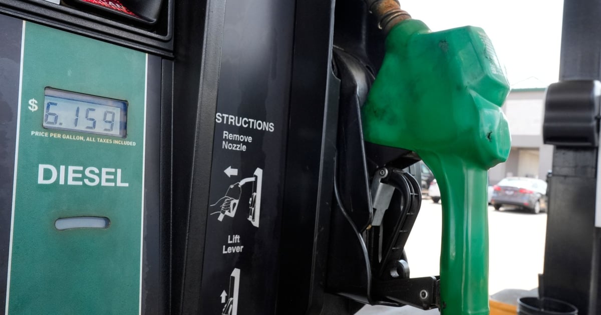 Rekordhøy dieselpris i USA – nesten 15 kroner - TV 2